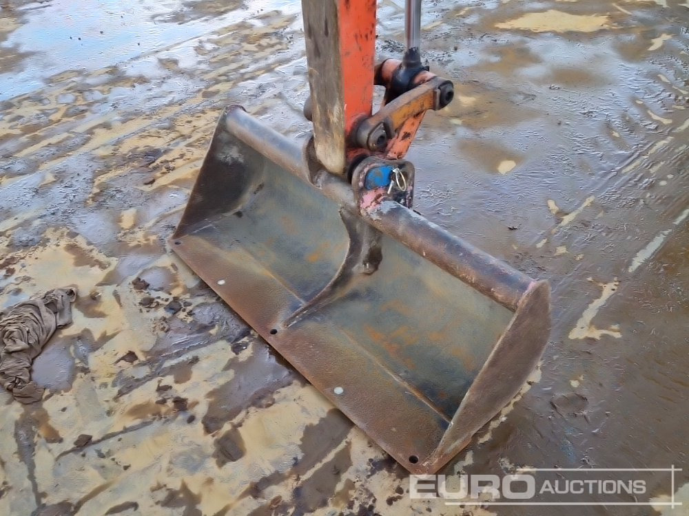 Minikotró 2014 Kubota KX016-4: 22 kép. Minikotró 2014 Kubota KX016-4: 22 kép.