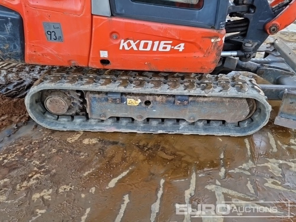 Minikotró 2014 Kubota KX016-4: 10 kép. Minikotró 2014 Kubota KX016-4: 10 kép.