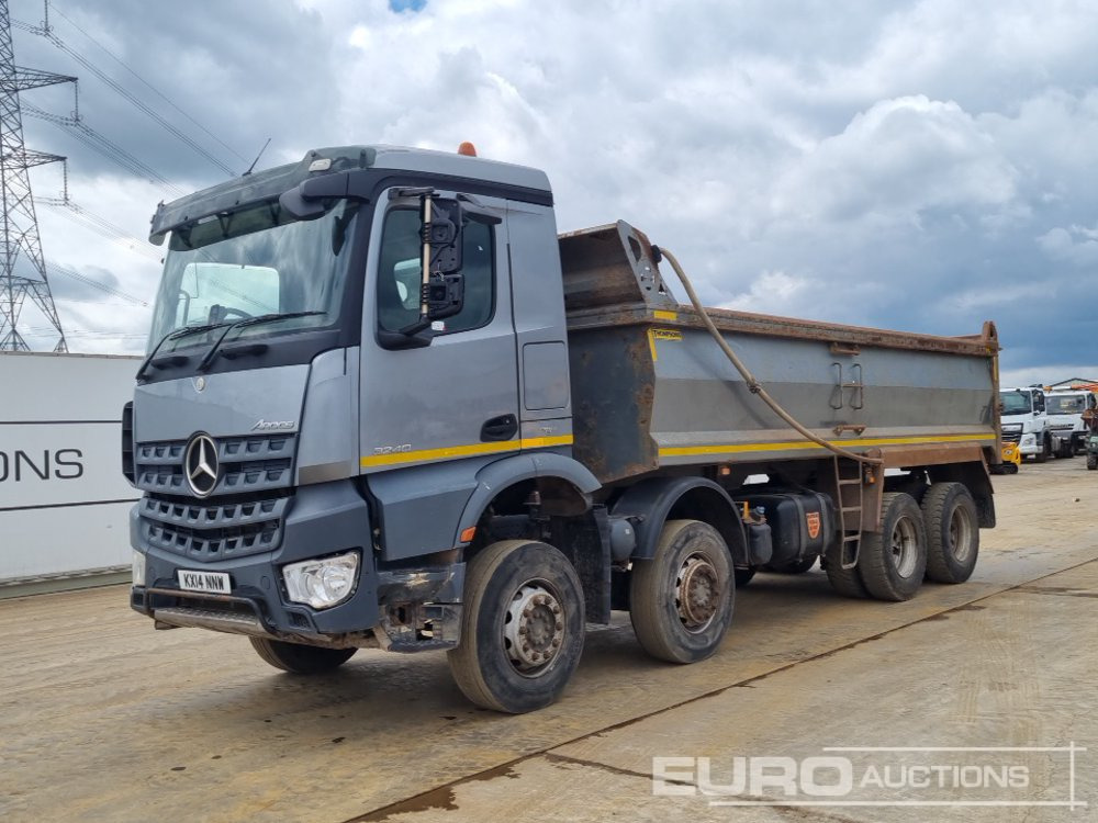 2014 Mercedes 3240 - Billenőplatós teherautó: 1 kép. 2014 Mercedes 3240 - Billenőplatós teherautó: 1 kép.