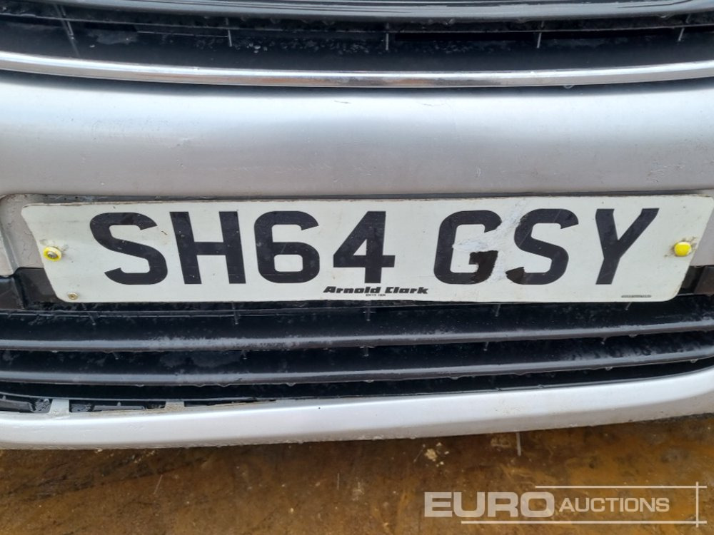 Autó 2014 Peugeot 108: 39 kép.