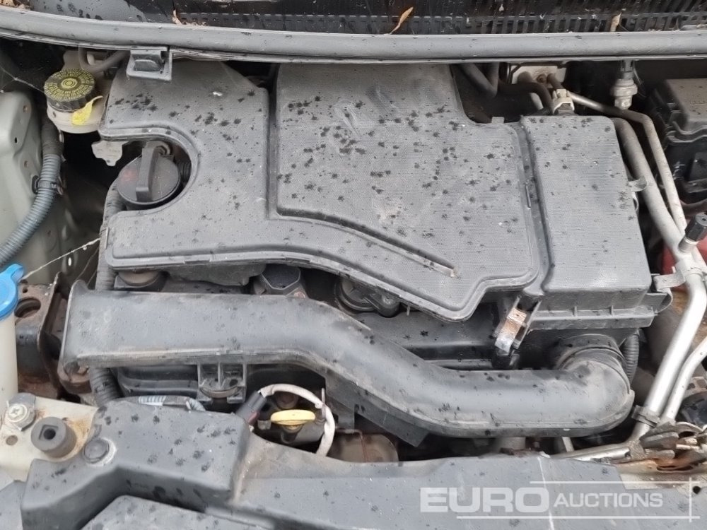 Autó 2014 Peugeot 108: 16 kép.