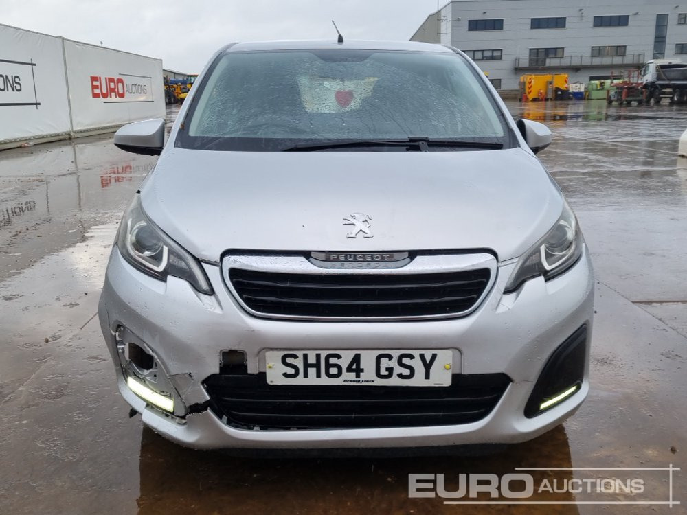Autó 2014 Peugeot 108: 8 kép.
