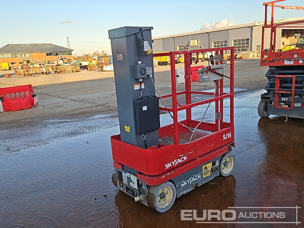 2014 SkyJack SJ 16 - Emelő: 5 kép. 2014 SkyJack SJ 16 - Emelő: 5 kép.