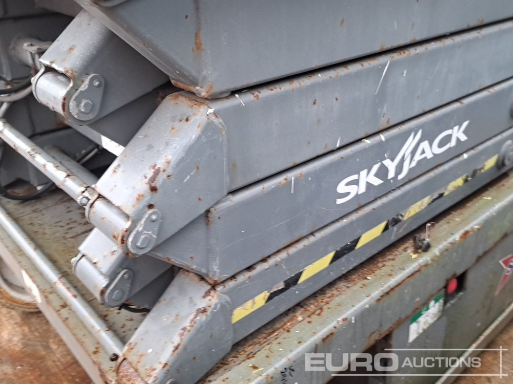 Emelő 2014 SkyJack SJ4632: 10 kép. Emelő 2014 SkyJack SJ4632: 10 kép.
