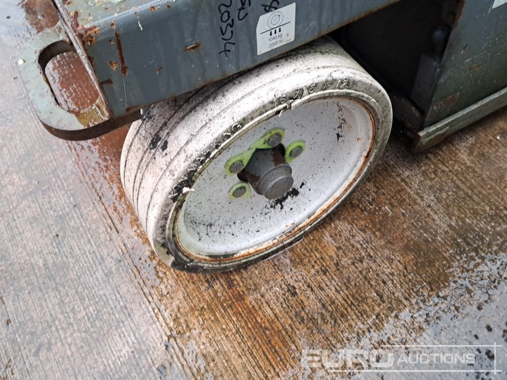 Emelő 2014 SkyJack SJ4632: 6 kép. Emelő 2014 SkyJack SJ4632: 6 kép.