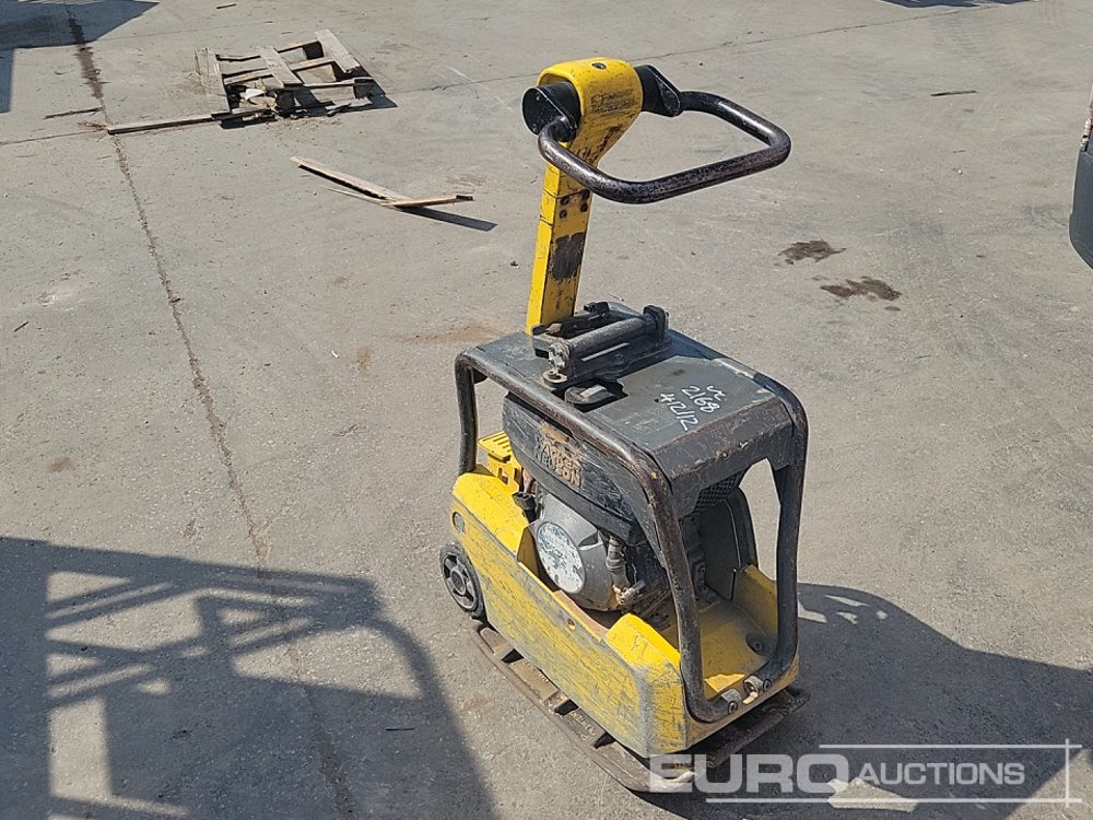 2014 Wacker Neuson DPU 2540H - Aszfaltozó gép: 3 kép. 2014 Wacker Neuson DPU 2540H - Aszfaltozó gép: 3 kép.