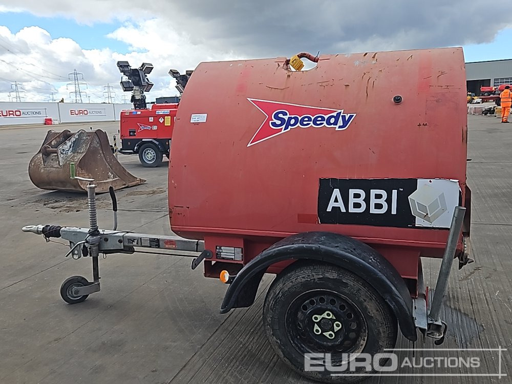 2014 Western 950 Litre - Tároló tartály: 2 kép. 2014 Western 950 Litre - Tároló tartály: 2 kép.