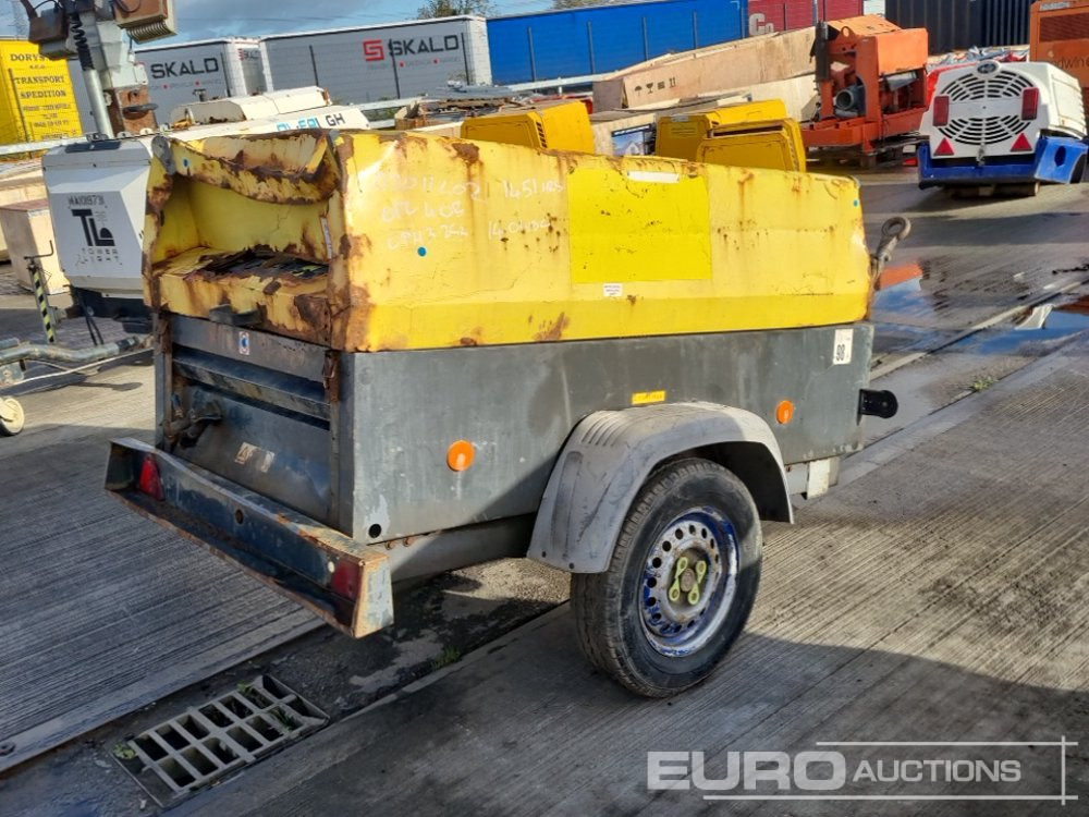 2015 Atlas Copco XAS47 92CFM - Légkompresszor: 5 kép. 2015 Atlas Copco XAS47 92CFM - Légkompresszor: 5 kép.