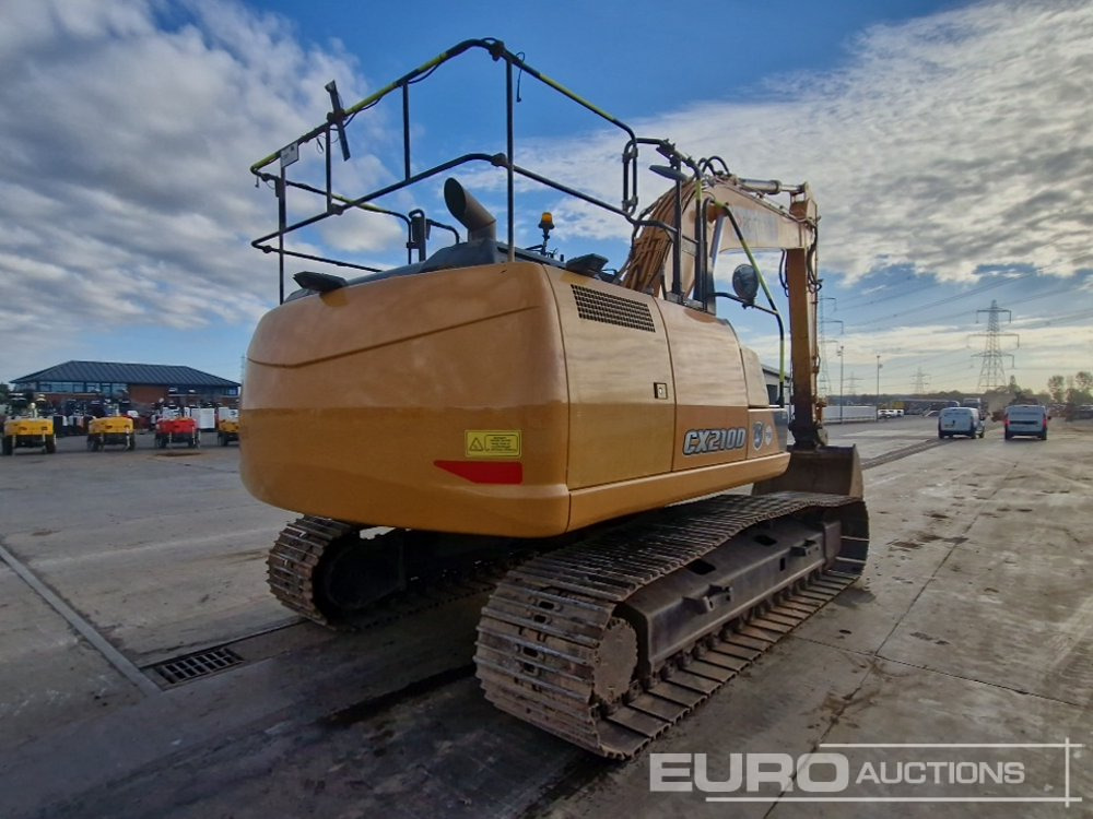 2015 Case CX210D - Lánctalpas kotró: 5 kép. 2015 Case CX210D - Lánctalpas kotró: 5 kép.