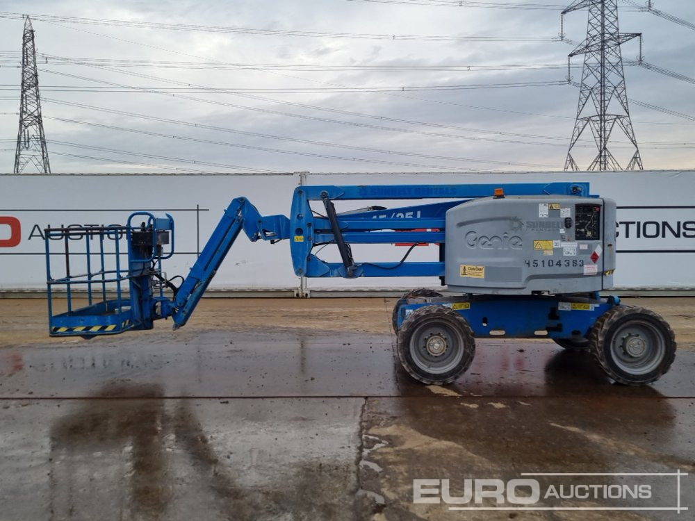 2015 Genie Z45/25J - Emelő: 2 kép. 2015 Genie Z45/25J - Emelő: 2 kép.