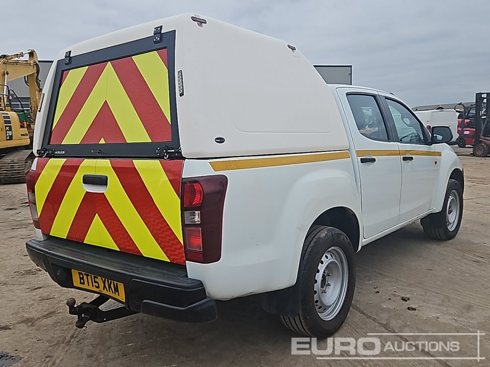 2015 Isuzu Dmax - Pickup: 5 kép. 2015 Isuzu Dmax - Pickup: 5 kép.