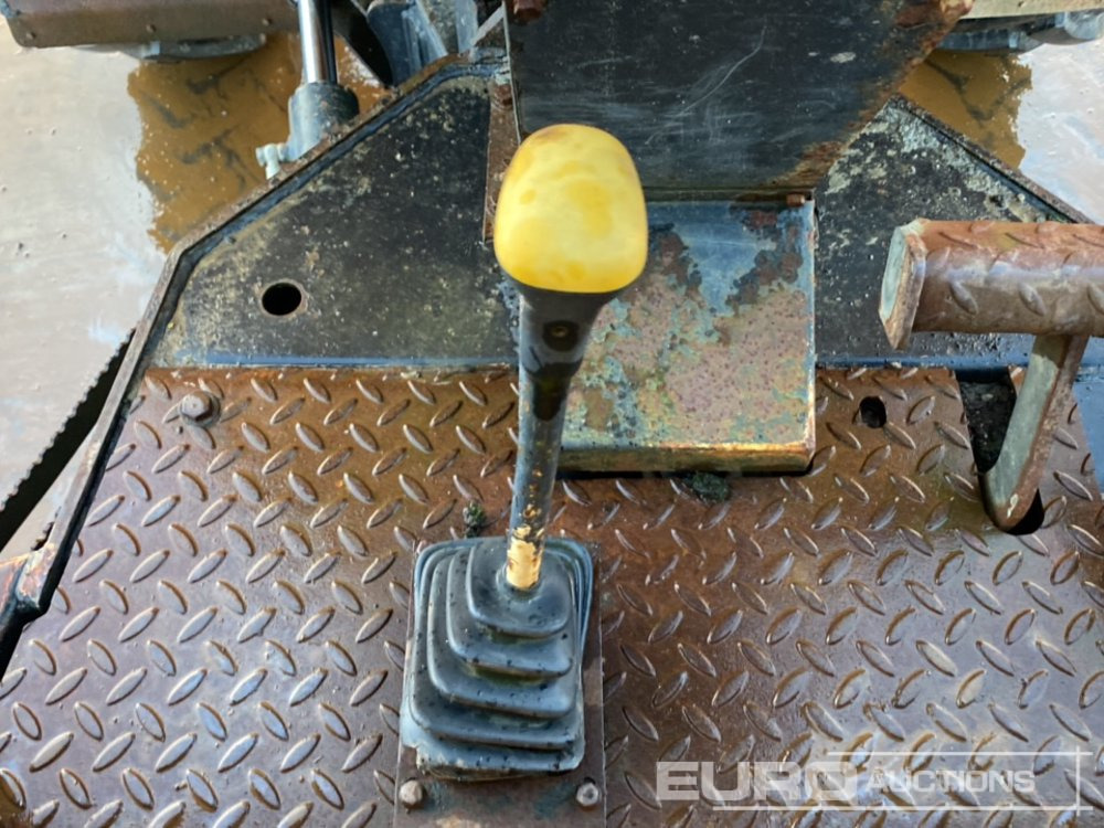 Minidömper 2015 JCB 6TST: 22 kép. Minidömper 2015 JCB 6TST: 22 kép.