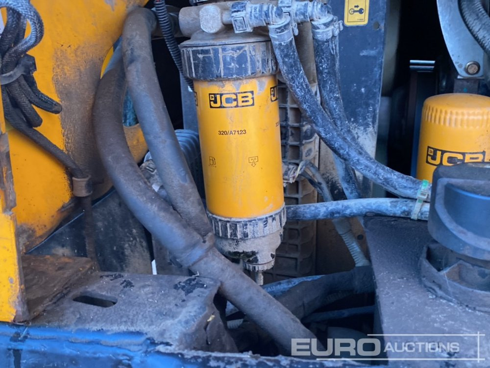 Minidömper 2015 JCB 6TST: 27 kép. Minidömper 2015 JCB 6TST: 27 kép.