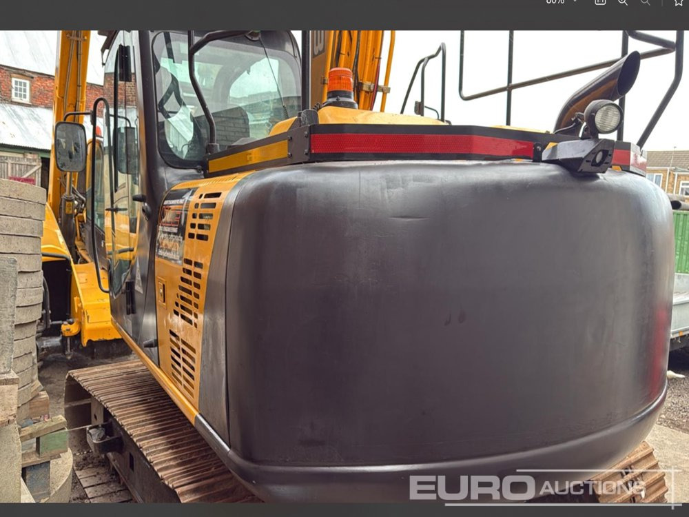 2015 JCB JS130LC - Lánctalpas kotró: 3 kép. 2015 JCB JS130LC - Lánctalpas kotró: 3 kép.