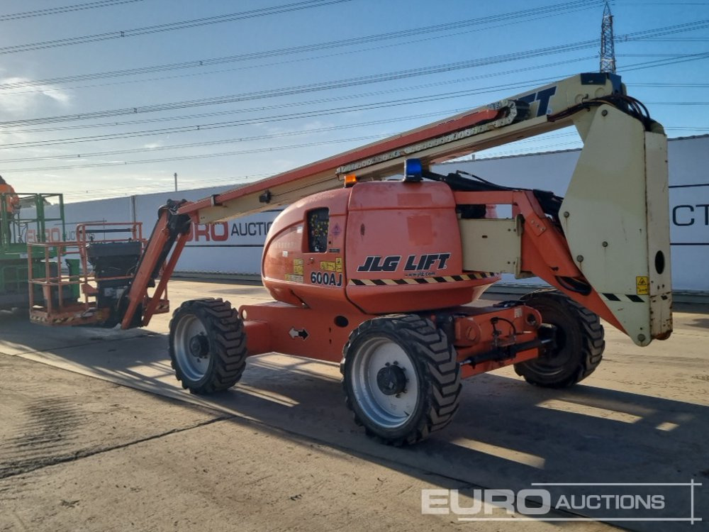 2015 JLG 600AJ - Emelő: 3 kép. 2015 JLG 600AJ - Emelő: 3 kép.