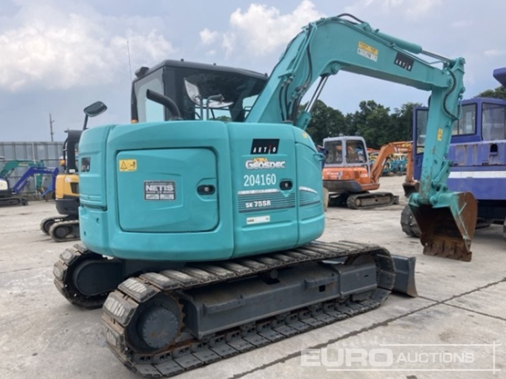 2015 Kobelco SK75SR-3 - Minikotró: 3 kép. 2015 Kobelco SK75SR-3 - Minikotró: 3 kép.