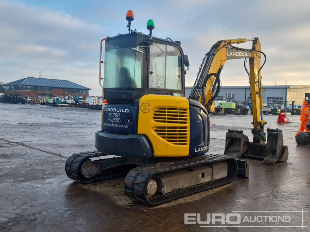 2015 Komatsu PC55MR-3 - Minikotró: 5 kép. 2015 Komatsu PC55MR-3 - Minikotró: 5 kép.