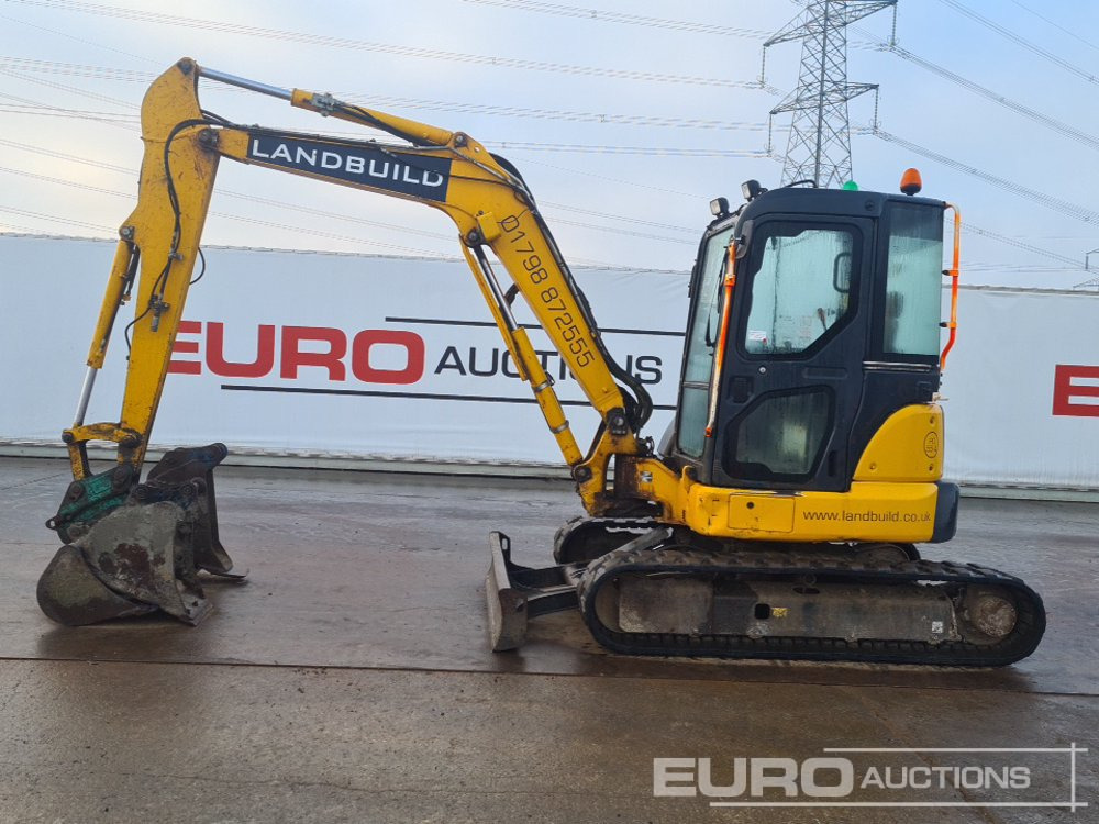 2015 Komatsu PC55MR-3 - Minikotró: 2 kép. 2015 Komatsu PC55MR-3 - Minikotró: 2 kép.