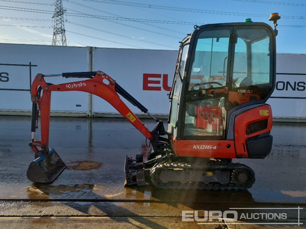 2015 Kubota KX016-4 - Minikotró: 2 kép. 2015 Kubota KX016-4 - Minikotró: 2 kép.