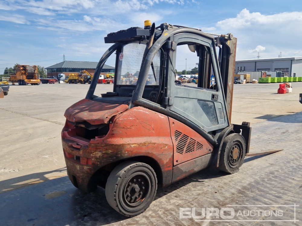 2015 Linde H50D-02 - Villás targonca: 5 kép. 2015 Linde H50D-02 - Villás targonca: 5 kép.
