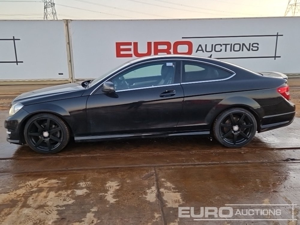 2015 Mercedes C250 AMG - Autó: 2 kép. 2015 Mercedes C250 AMG - Autó: 2 kép.