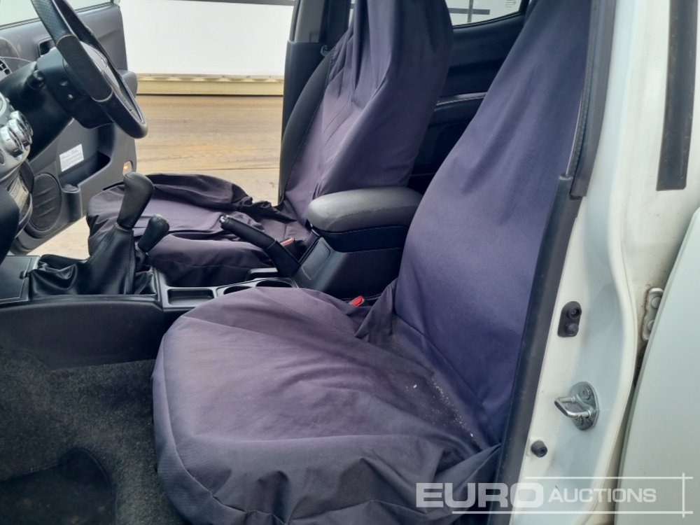 Pickup 2015 Mitsubishi L200 Challenger: 26 kép.