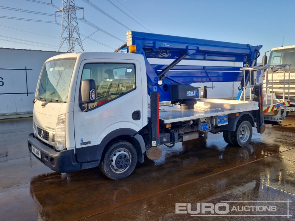 2015 Nissan 35.12 - Kisbusz: 1 kép. 2015 Nissan 35.12 - Kisbusz: 1 kép.