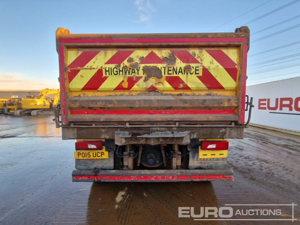 2015 Scania P410 - Billenőplatós teherautó: 4 kép. 2015 Scania P410 - Billenőplatós teherautó: 4 kép.