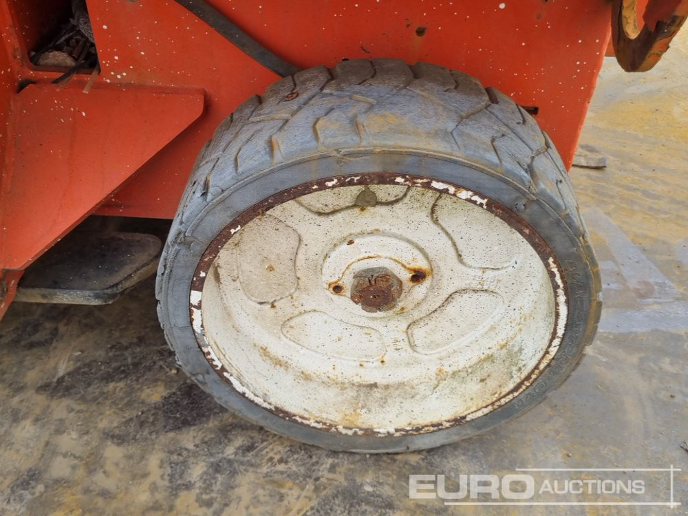 Emelő 2015 Snorkel S3246E: 9 kép.