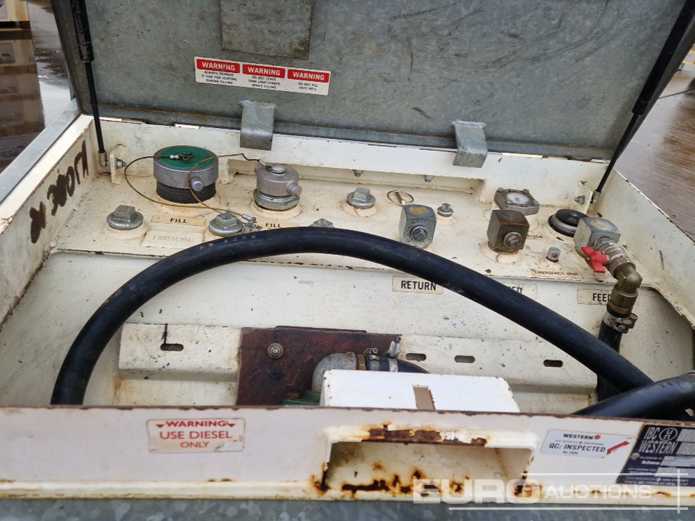 Tároló tartály 2015 Western 10TCG: 9 kép.