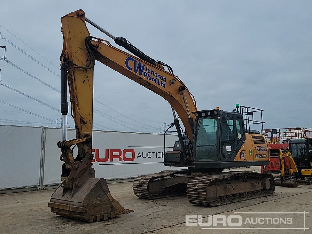2016 Case CX210D - Lánctalpas kotró: 1 kép. 2016 Case CX210D - Lánctalpas kotró: 1 kép.