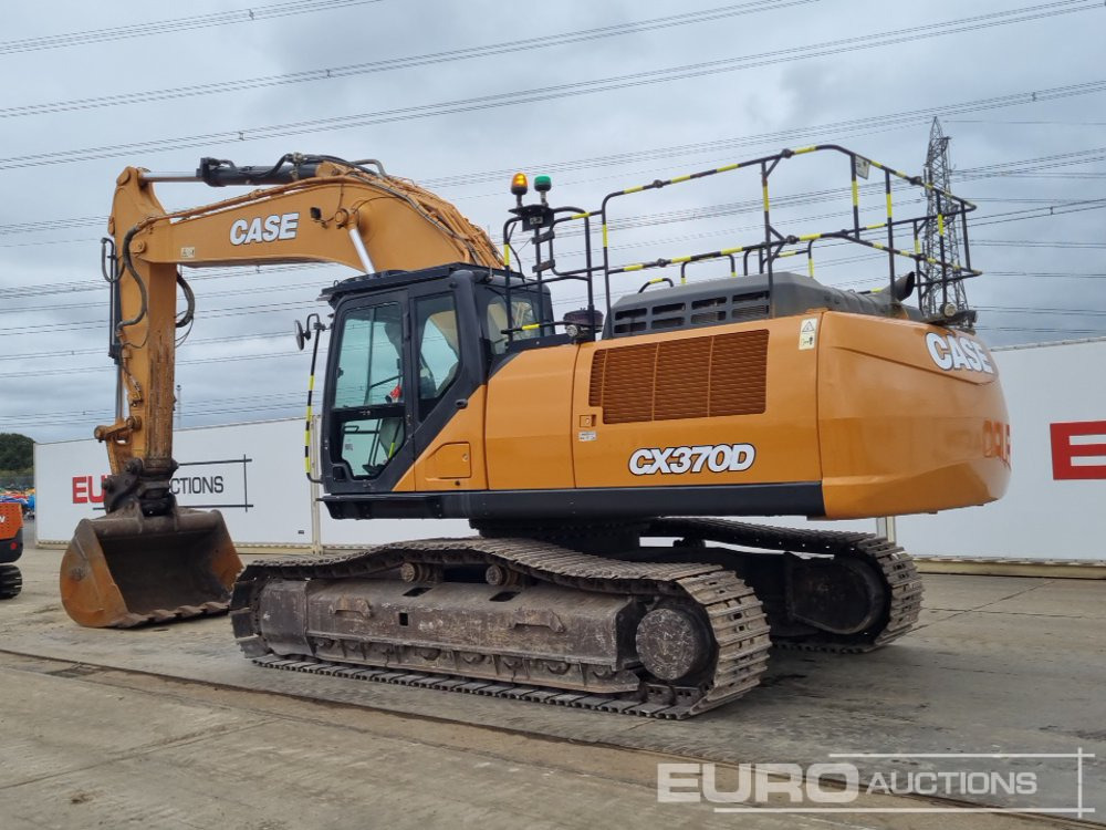 2016 Case CX370D - Lánctalpas kotró: 3 kép. 2016 Case CX370D - Lánctalpas kotró: 3 kép.