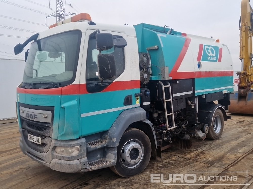 2016 DAF LF55.220 - Utcaseprő gép: 1 kép. 2016 DAF LF55.220 - Utcaseprő gép: 1 kép.