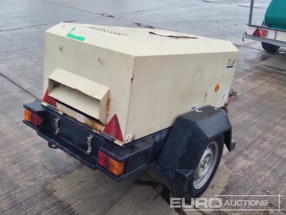 2016 Doosan 720 - Légkompresszor: 5 kép. 2016 Doosan 720 - Légkompresszor: 5 kép.