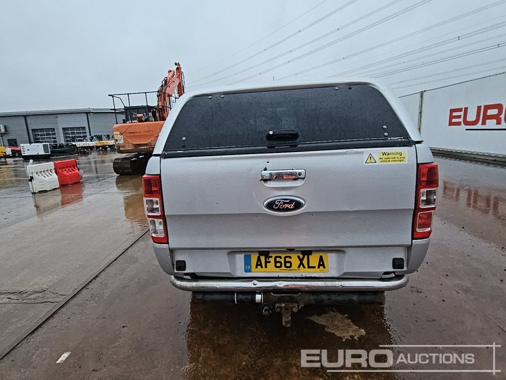 2016 Ford Ranger XLT - Pickup: 4 kép. 2016 Ford Ranger XLT - Pickup: 4 kép.