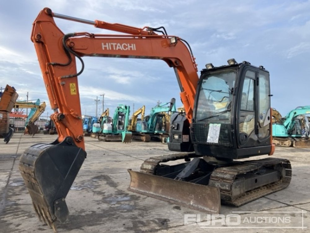 2016 Hitachi ZX75US-5 - Minikotró: 1 kép. 2016 Hitachi ZX75US-5 - Minikotró: 1 kép.