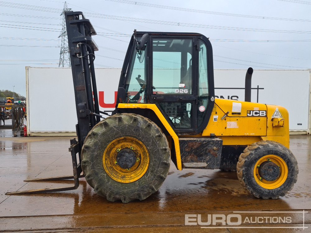 2016 JCB 926 - Terepjáró képességű targoncá: 2 kép. 2016 JCB 926 - Terepjáró képességű targoncá: 2 kép.