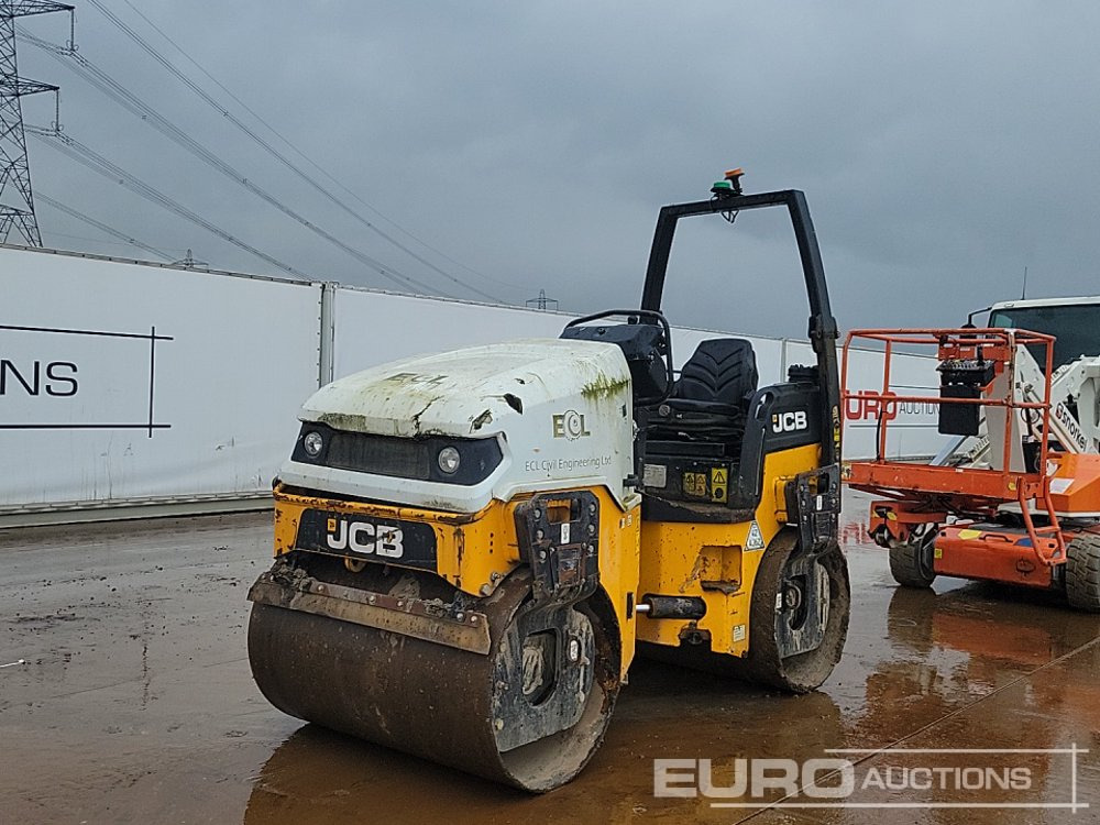 2016 JCB VMT380 - Henger: 1 kép. 2016 JCB VMT380 - Henger: 1 kép.