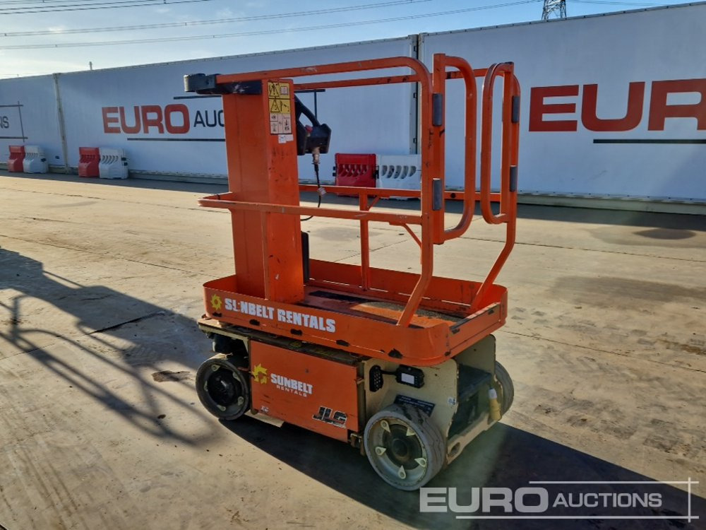 2016 JLG 1230ES - Emelő: 3 kép. 2016 JLG 1230ES - Emelő: 3 kép.
