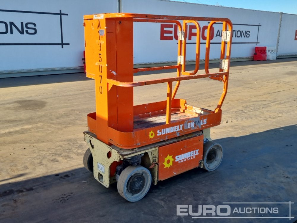 2016 JLG 1230ES - Emelő: 1 kép. 2016 JLG 1230ES - Emelő: 1 kép.