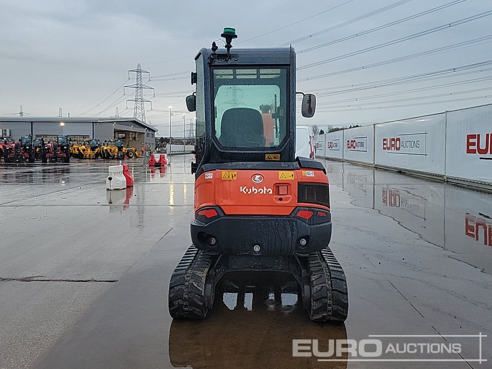 2016 Kubota U27-4 - Minikotró: 4 kép. 2016 Kubota U27-4 - Minikotró: 4 kép.
