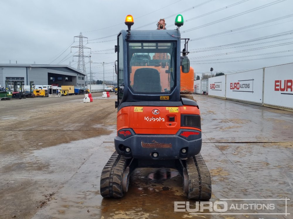2016 Kubota U27-4 - Minikotró: 4 kép. 2016 Kubota U27-4 - Minikotró: 4 kép.