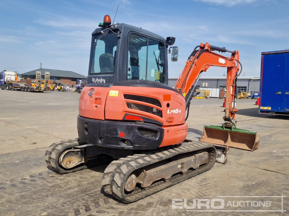 2016 Kubota U48-4 - Minikotró: 5 kép. 2016 Kubota U48-4 - Minikotró: 5 kép.