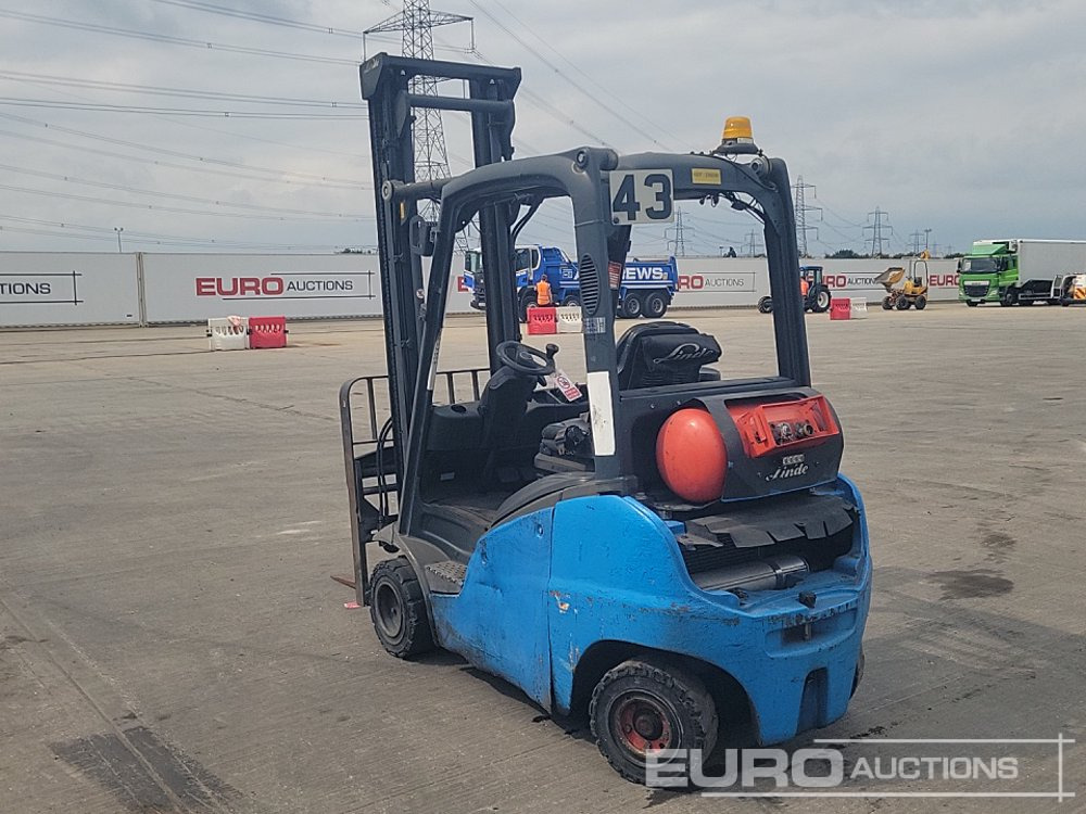 2016 Linde H20T-01 - Gázüzemű targonca: 3 kép. 2016 Linde H20T-01 - Gázüzemű targonca: 3 kép.