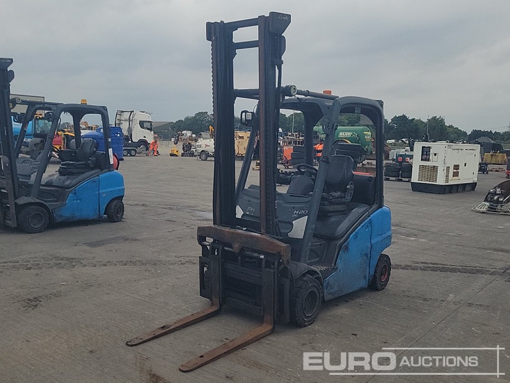 2016 Linde H20T-01 - Gázüzemű targonca: 1 kép. 2016 Linde H20T-01 - Gázüzemű targonca: 1 kép.
