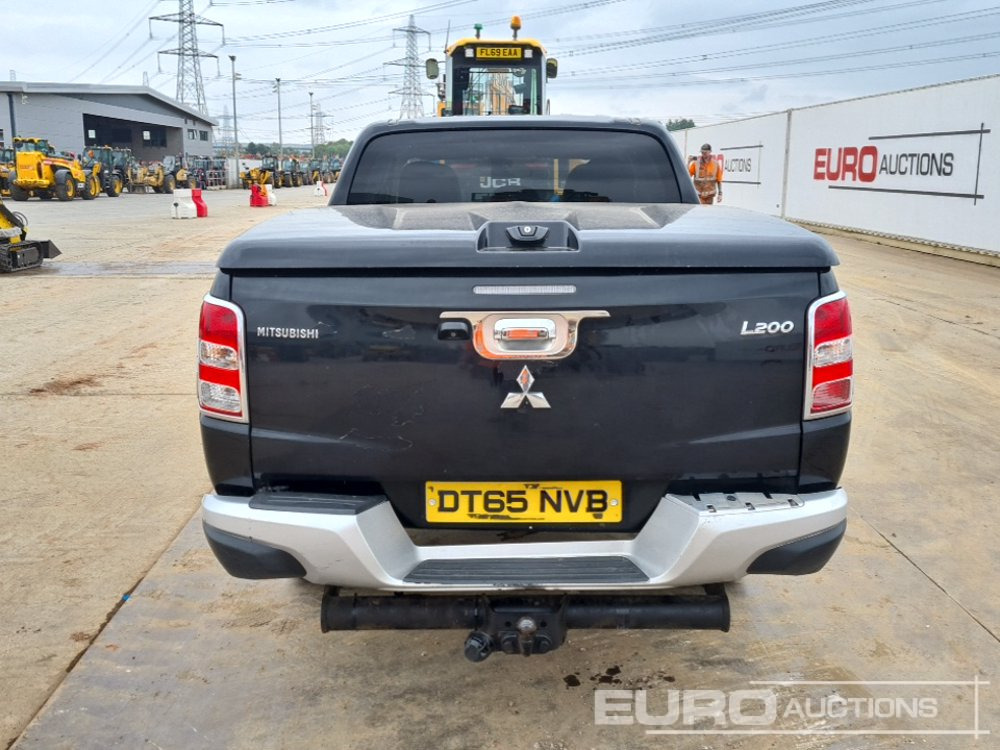 2016 Mitsubishi L200 - Pickup: 4 kép. 2016 Mitsubishi L200 - Pickup: 4 kép.