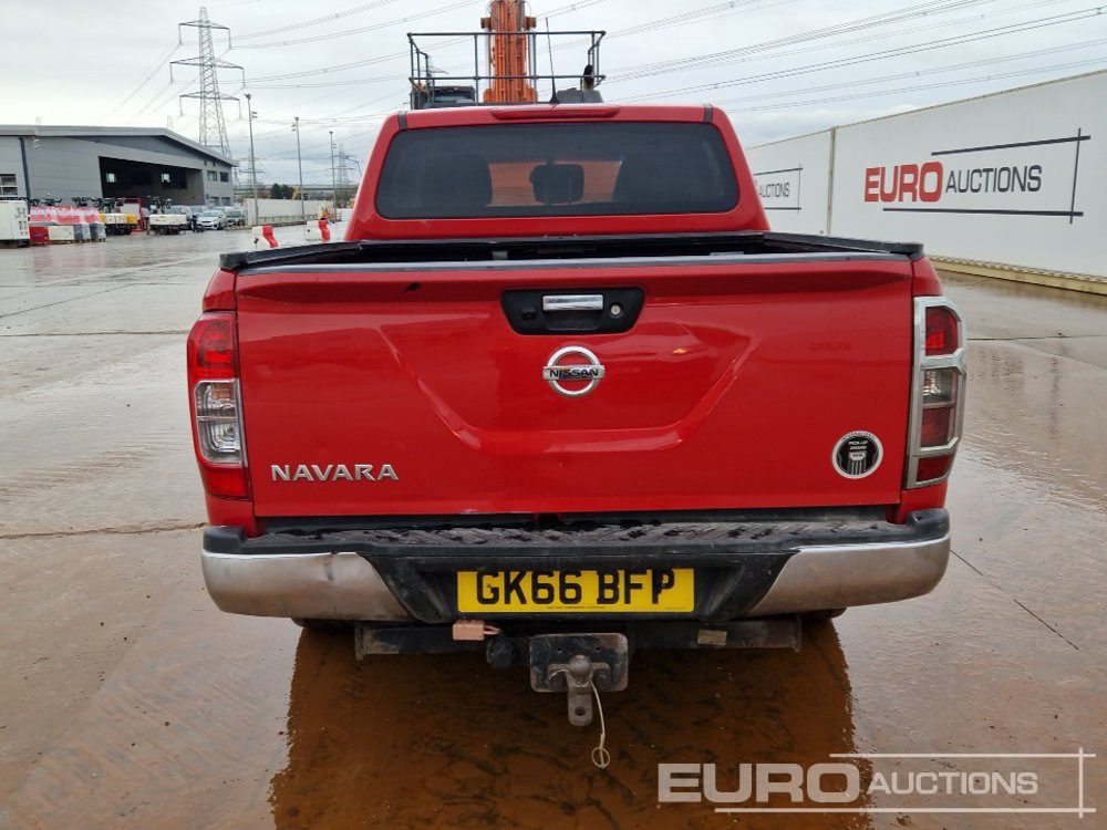2016 Nissan Navara - Pickup: 4 kép. 2016 Nissan Navara - Pickup: 4 kép.