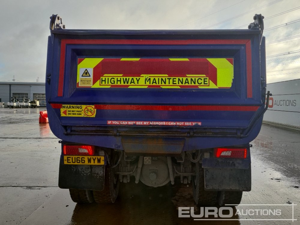 2016 Scania P410 - Billenőplatós teherautó: 4 kép. 2016 Scania P410 - Billenőplatós teherautó: 4 kép.