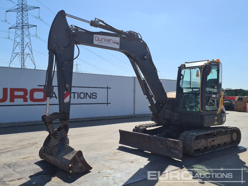 2016 Volvo ECR88D - Minikotró: 1 kép. 2016 Volvo ECR88D - Minikotró: 1 kép.