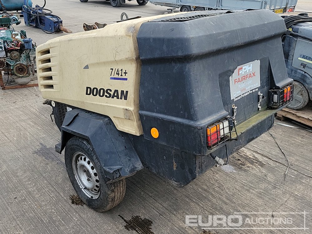 2017 Doosan 741+ - Légkompresszor: 3 kép. 2017 Doosan 741+ - Légkompresszor: 3 kép.